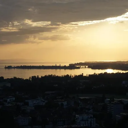 Lägenhet Aussergewoehnliches Loft Am Pfaenderhang Mit Seeblick Lochau