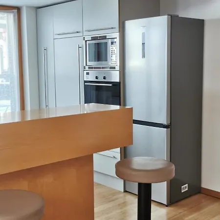 Apartment Aussergewoehnliches Loft Am Pfaenderhang Mit Seeblick