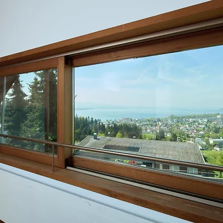 Apartment Aussergewoehnliches Loft Am Pfaenderhang Mit Seeblick